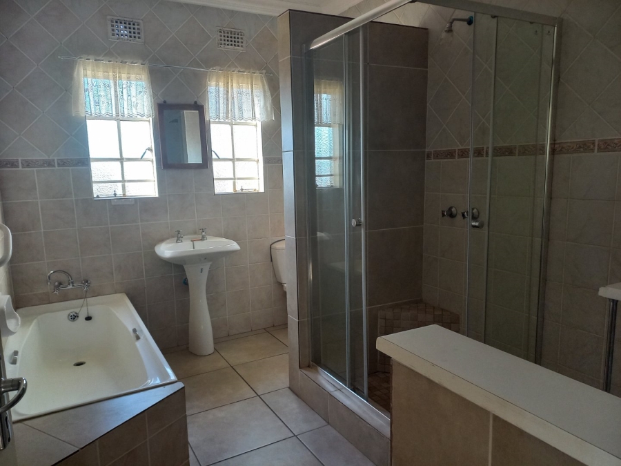 To Let 2 Bedroom Property for Rent in Heidelberg A H Gauteng