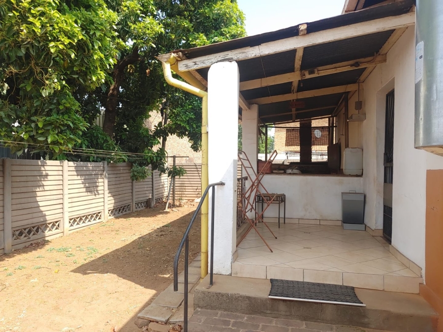 3 Bedroom Property for Sale in Mountain View Gauteng