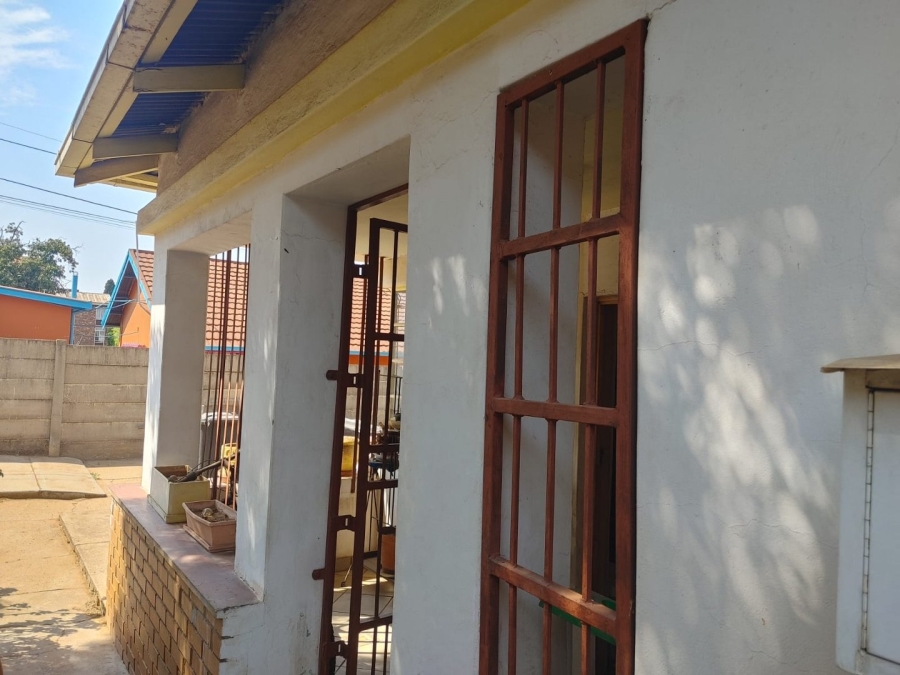 3 Bedroom Property for Sale in Mountain View Gauteng