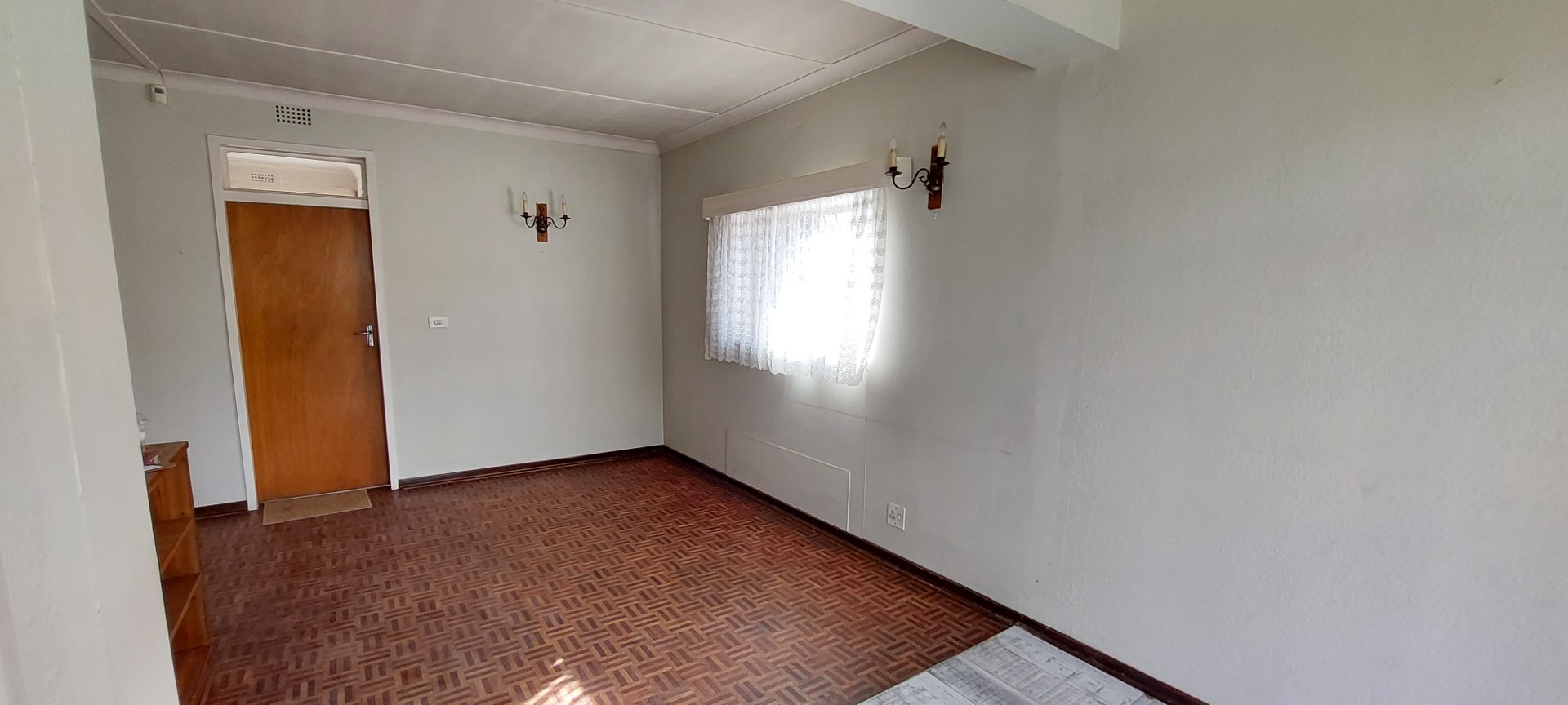 To Let 4 Bedroom Property for Rent in Robertsham Gauteng