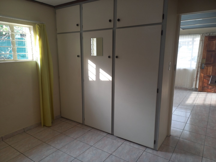 To Let 1 Bedroom Property for Rent in Jordaan Park Gauteng