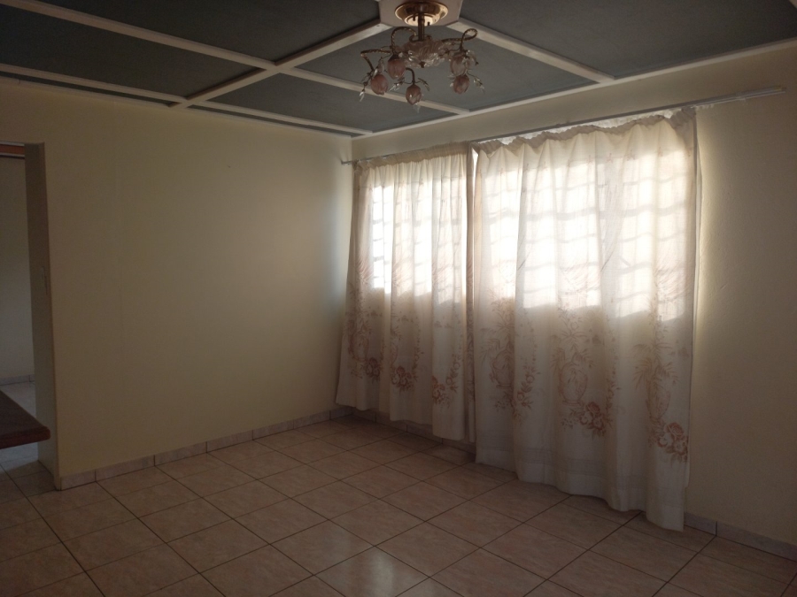 To Let 1 Bedroom Property for Rent in Jordaan Park Gauteng