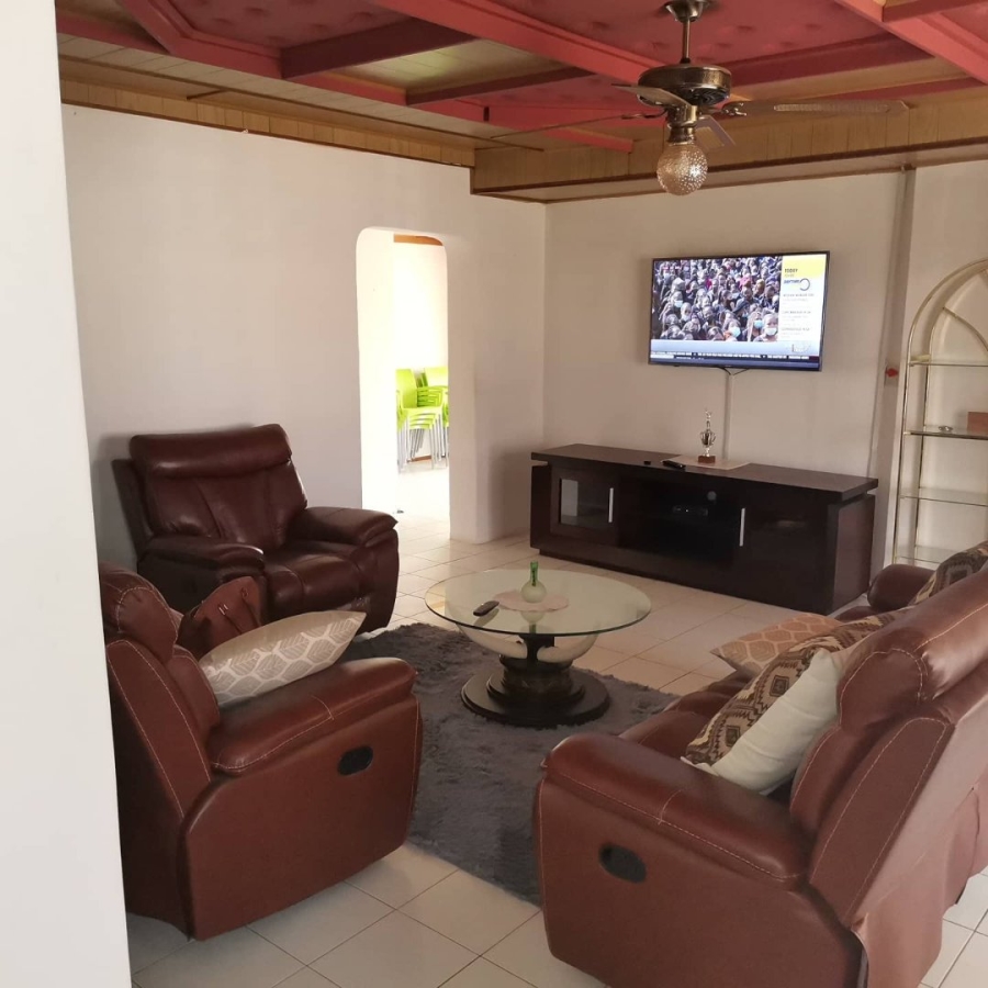 4 Bedroom Property for Sale in Soshanguve BB Gauteng