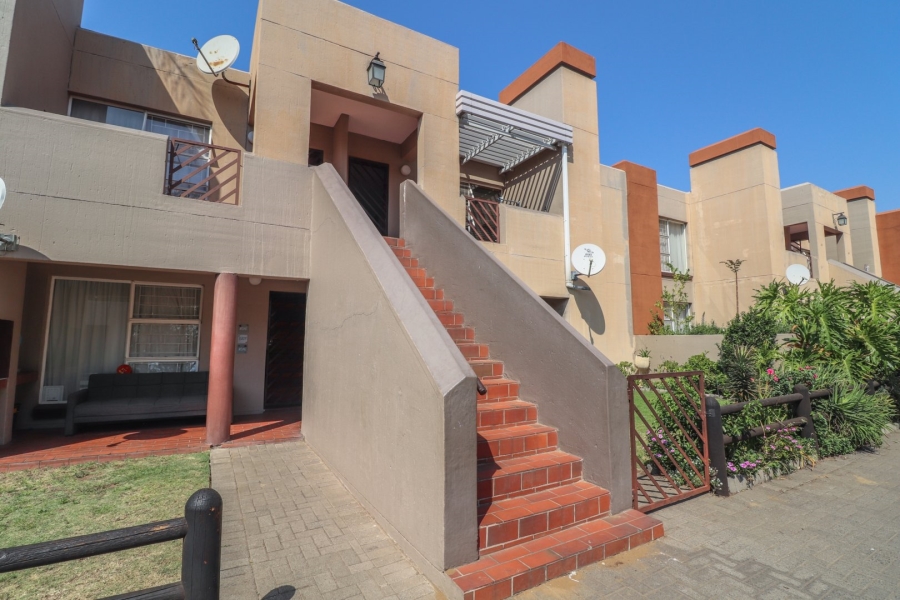 2 Bedroom Property for Sale in Vanderbijlpark SW 5 Gauteng