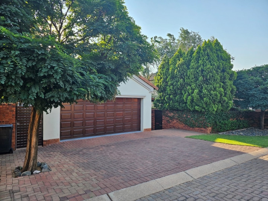 3 Bedroom Property for Sale in Olympus AH Gauteng