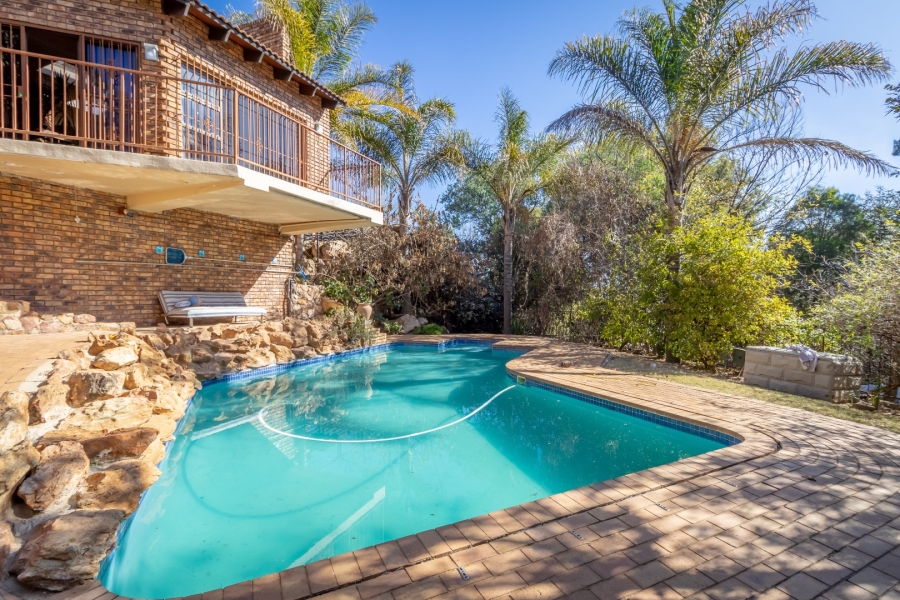 4 Bedroom Property for Sale in Noordheuwel Gauteng