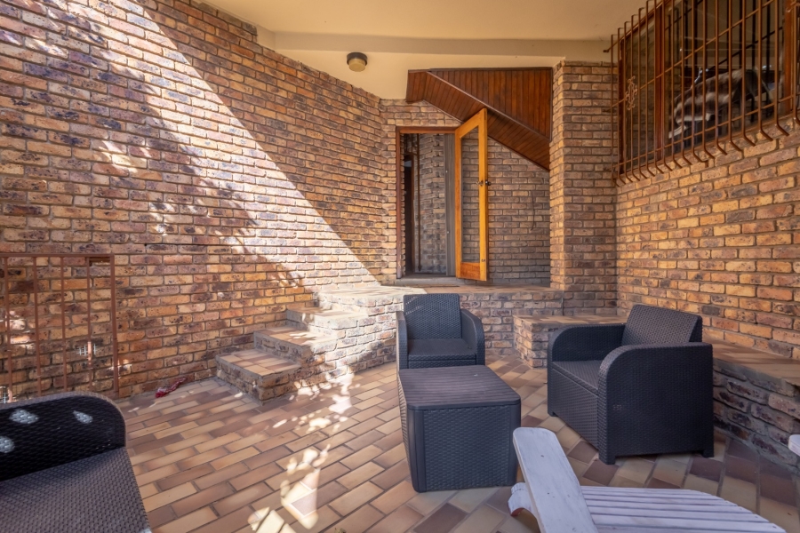 4 Bedroom Property for Sale in Noordheuwel Gauteng