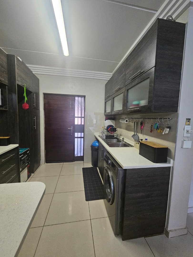 To Let 3 Bedroom Property for Rent in Eveleigh Gauteng