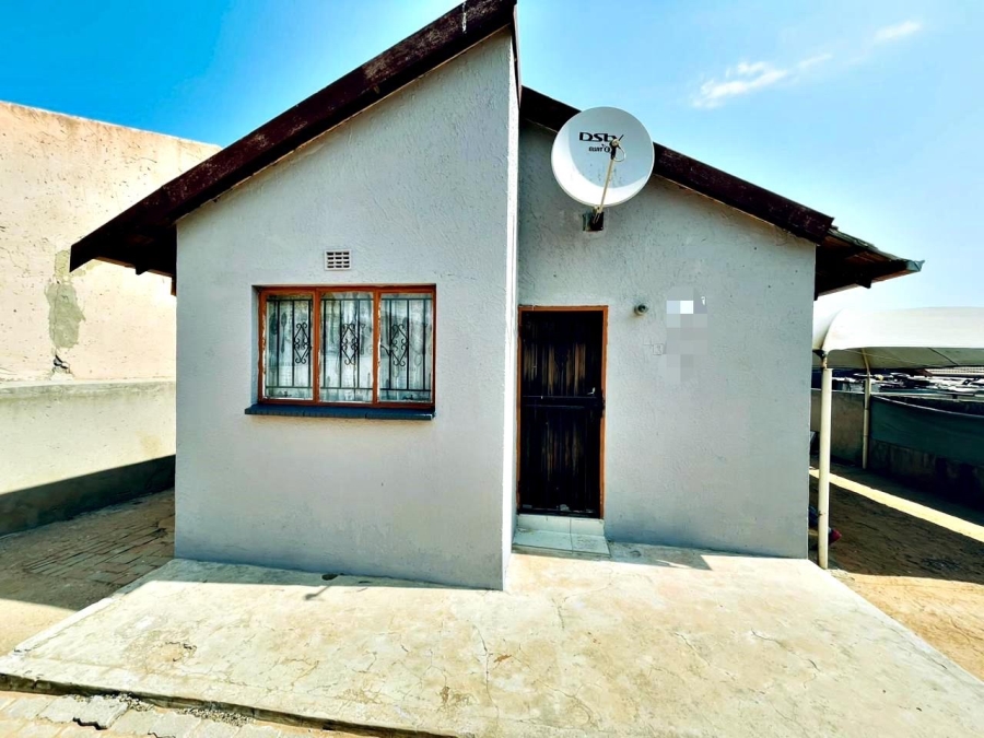 2 Bedroom Property for Sale in Birch Acres Gauteng