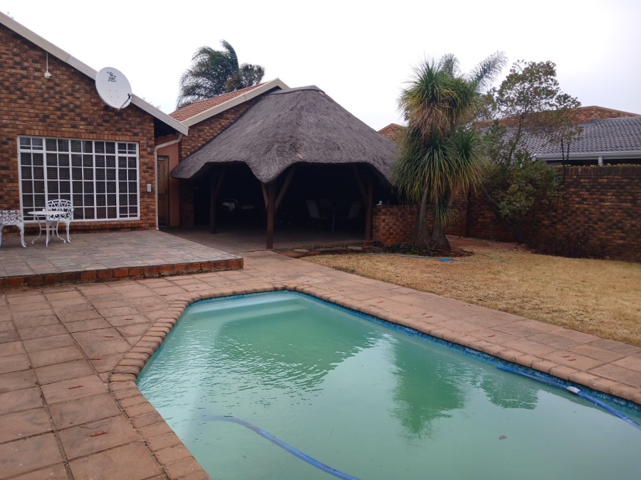 4 Bedroom Property for Sale in Northvilla Gauteng