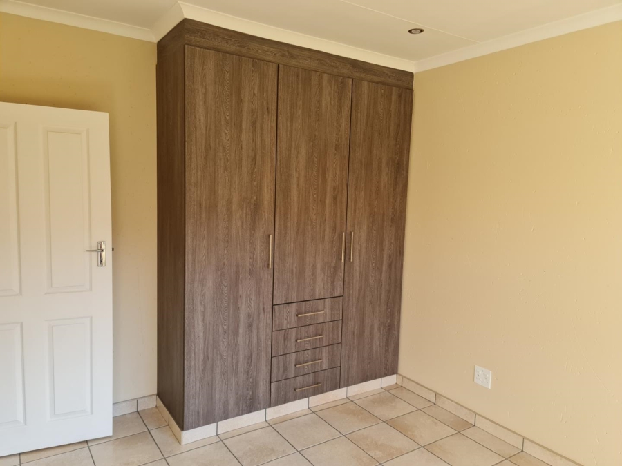 2 Bedroom Property for Sale in Comet Gauteng