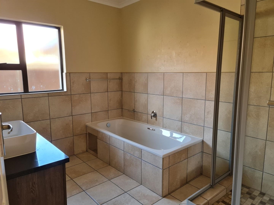 2 Bedroom Property for Sale in Comet Gauteng