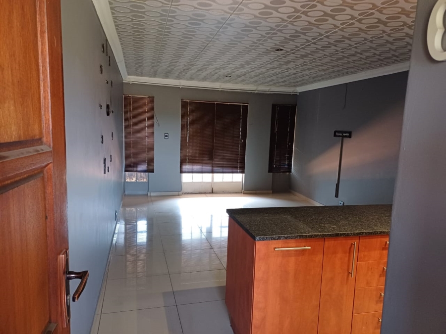 To Let 2 Bedroom Property for Rent in Parkdene Gauteng