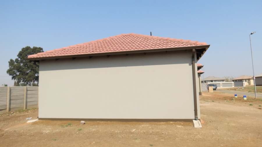 3 Bedroom Property for Sale in Windmill Park Gauteng