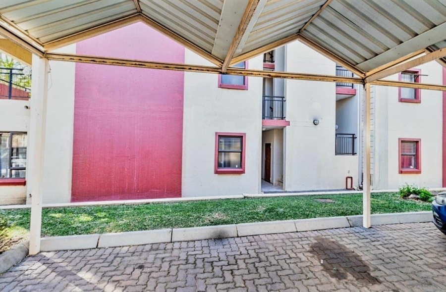 1 Bedroom Property for Sale in Hazeldean Gauteng