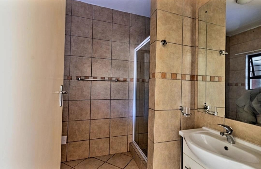 1 Bedroom Property for Sale in Hazeldean Gauteng