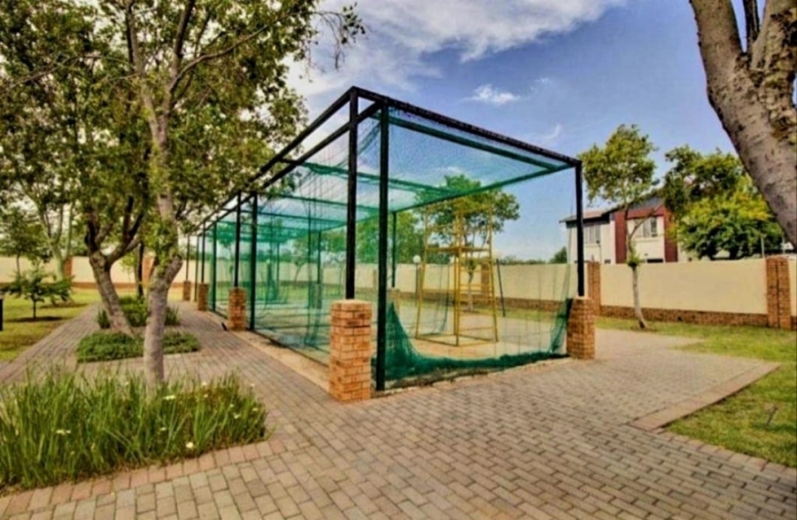 1 Bedroom Property for Sale in Hazeldean Gauteng