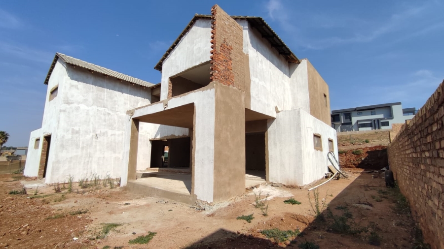  Bedroom Property for Sale in Eldo Village Estate Gauteng