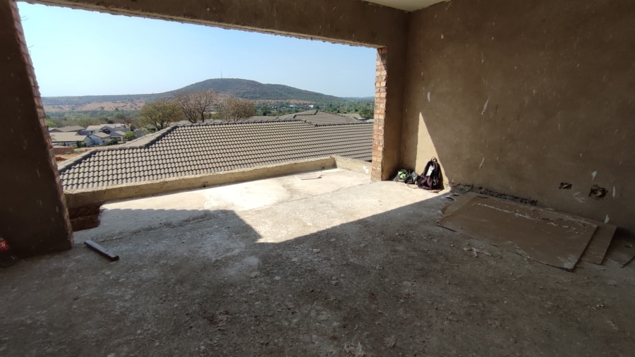  Bedroom Property for Sale in Eldo Village Estate Gauteng