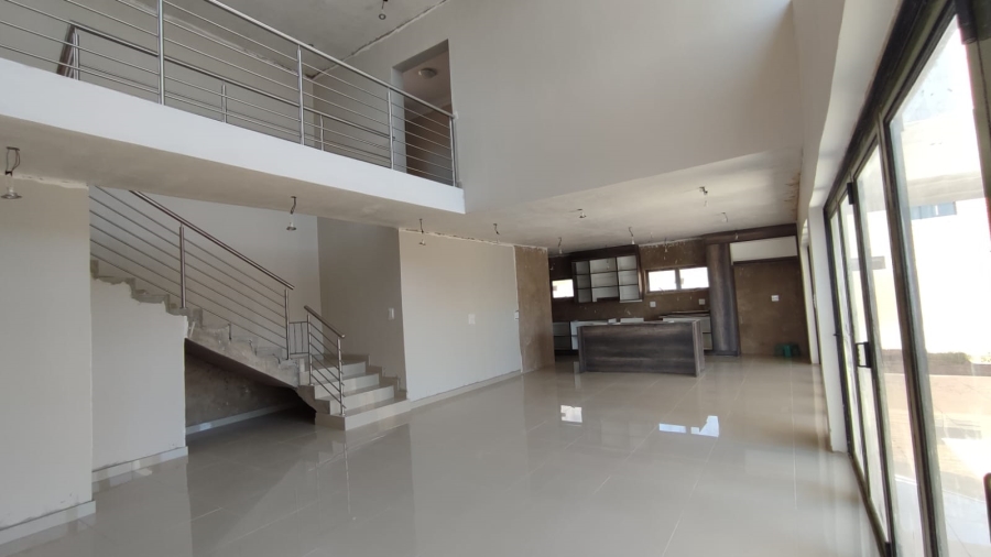  Bedroom Property for Sale in Eldo Village Estate Gauteng