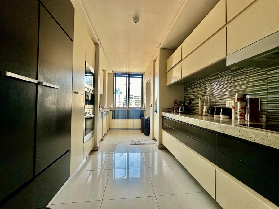 To Let 2 Bedroom Property for Rent in Sandton Central Gauteng