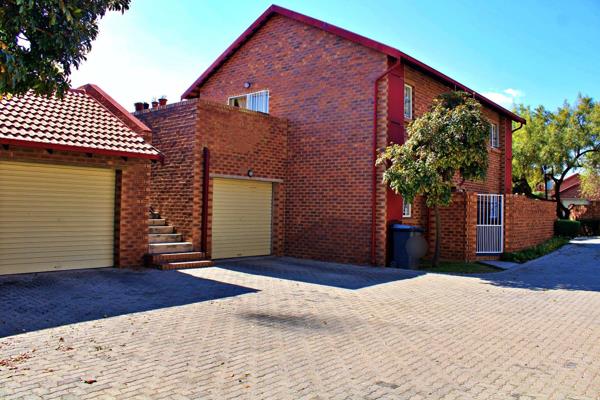 2 Bedroom Property for Sale in The Reeds Gauteng