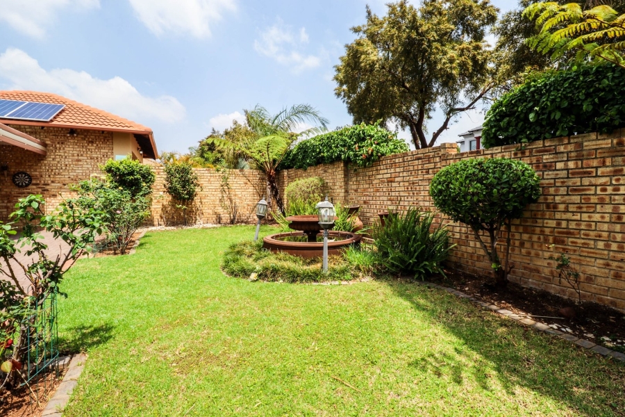 3 Bedroom Property for Sale in Thatchfield Estate Gauteng