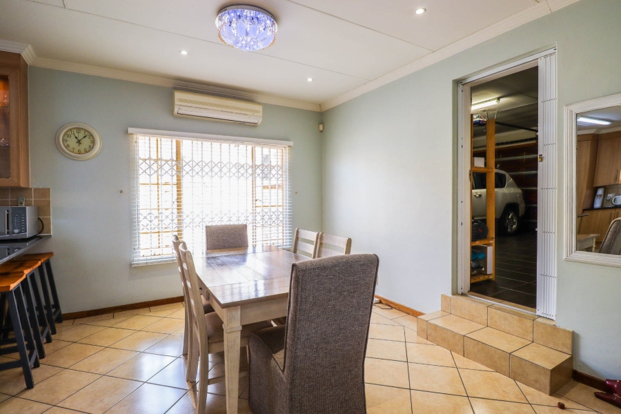 3 Bedroom Property for Sale in Thatchfield Estate Gauteng