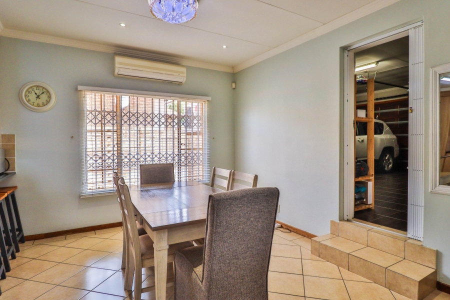 3 Bedroom Property for Sale in Thatchfield Estate Gauteng