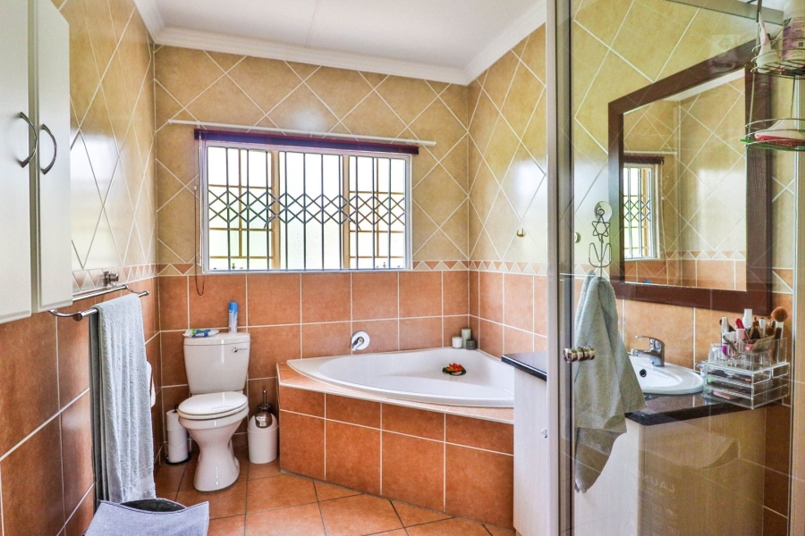 3 Bedroom Property for Sale in Thatchfield Estate Gauteng