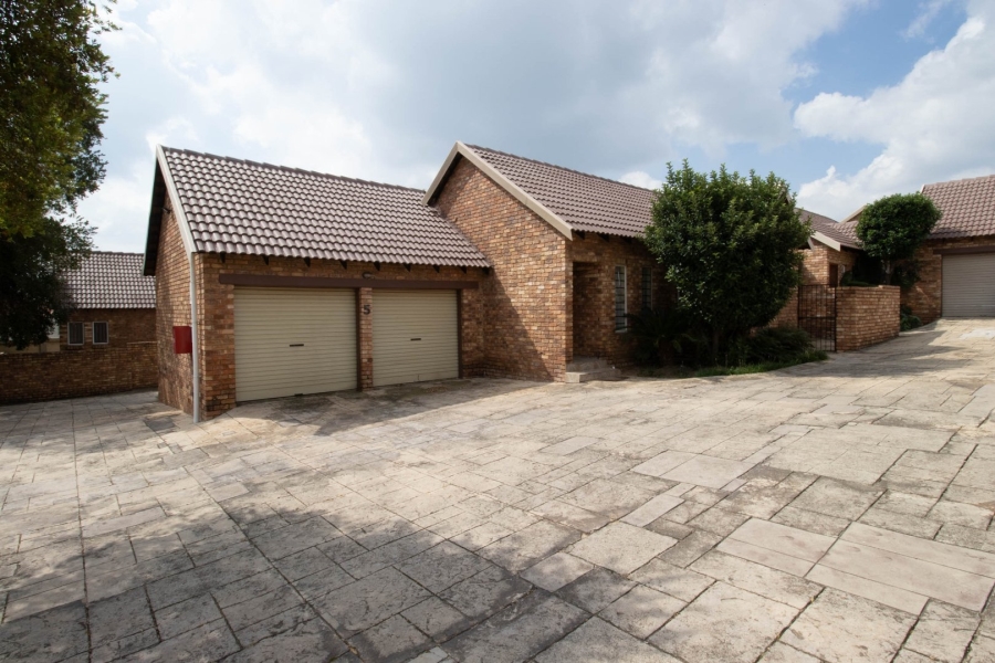 2 Bedroom Property for Sale in Brooklands Lifestyle Estate Gauteng