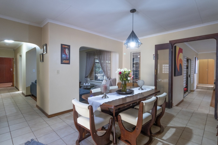 3 Bedroom Property for Sale in Rooihuiskraal Gauteng