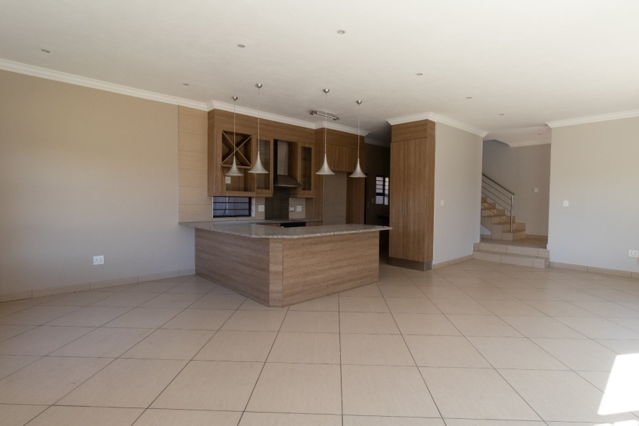 3 Bedroom Property for Sale in Thatchfield Estate Gauteng