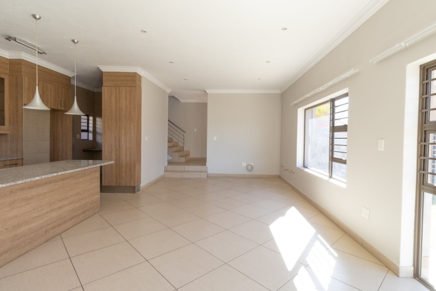 3 Bedroom Property for Sale in Thatchfield Estate Gauteng