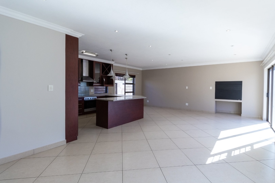 3 Bedroom Property for Sale in Thatchfield Estate Gauteng