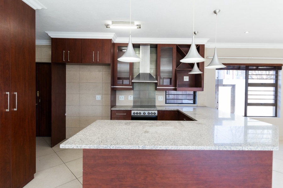 3 Bedroom Property for Sale in Thatchfield Estate Gauteng