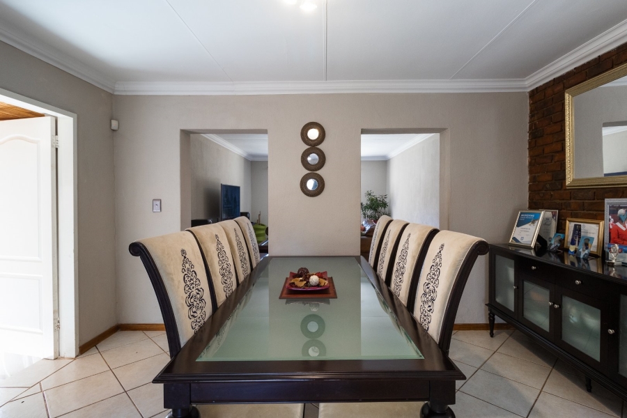 4 Bedroom Property for Sale in The Reeds Gauteng