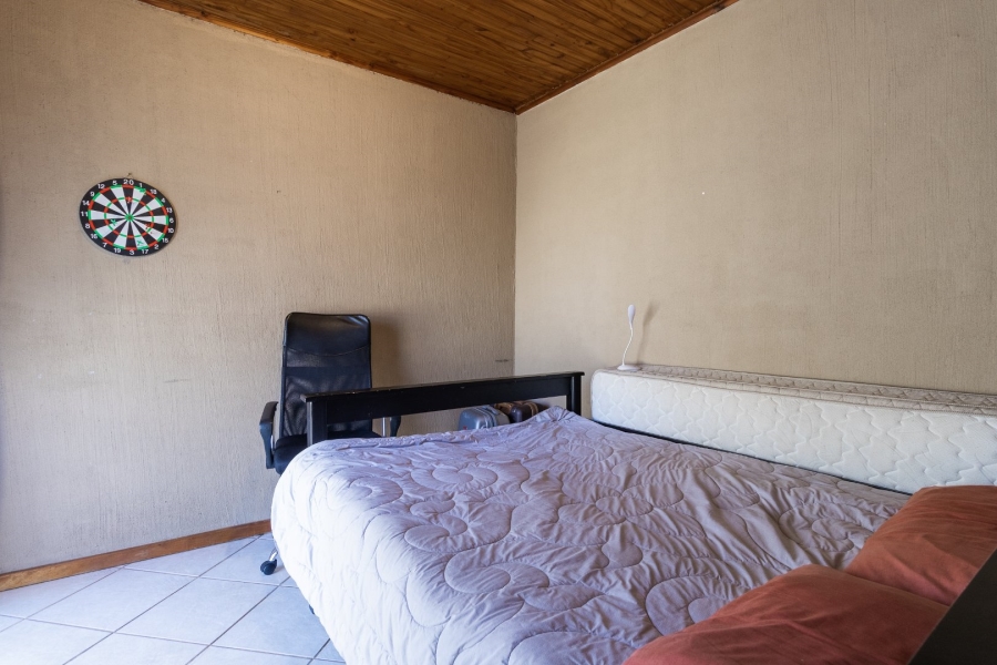 4 Bedroom Property for Sale in The Reeds Gauteng