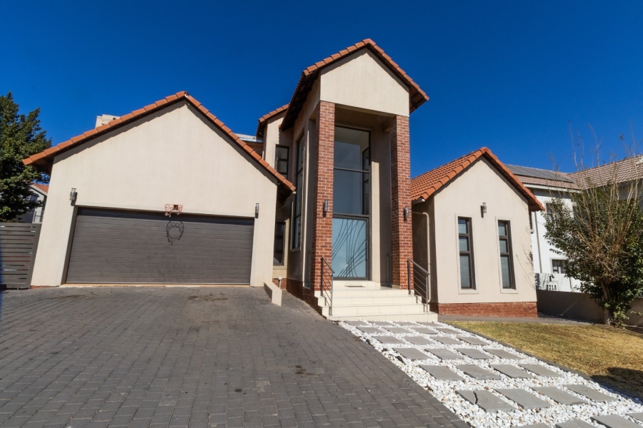 6 Bedroom Property for Sale in Brooklands Lifestyle Estate Gauteng