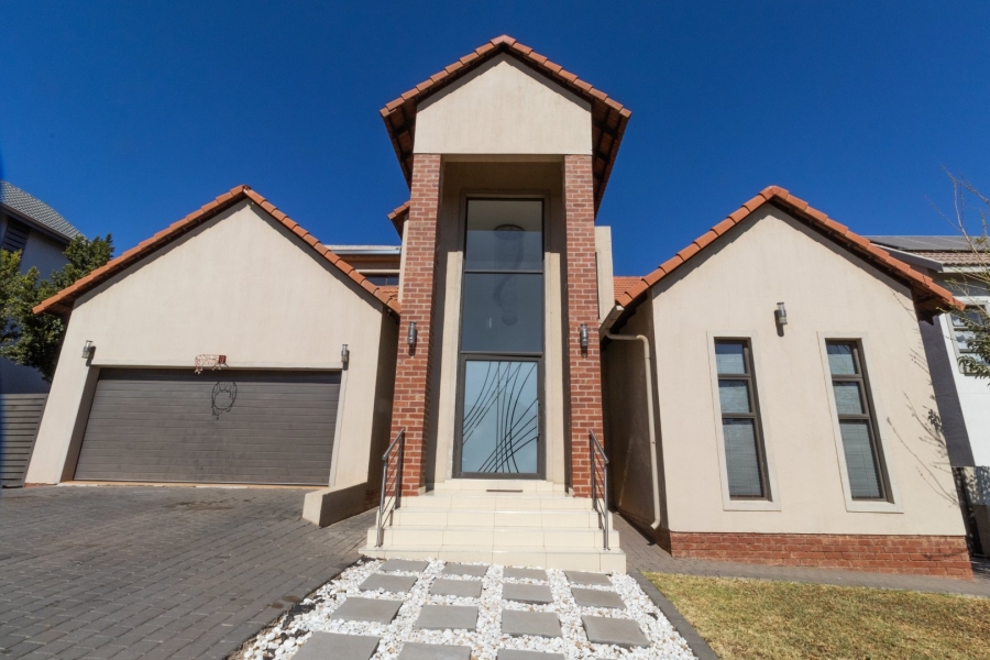 6 Bedroom Property for Sale in Brooklands Lifestyle Estate Gauteng