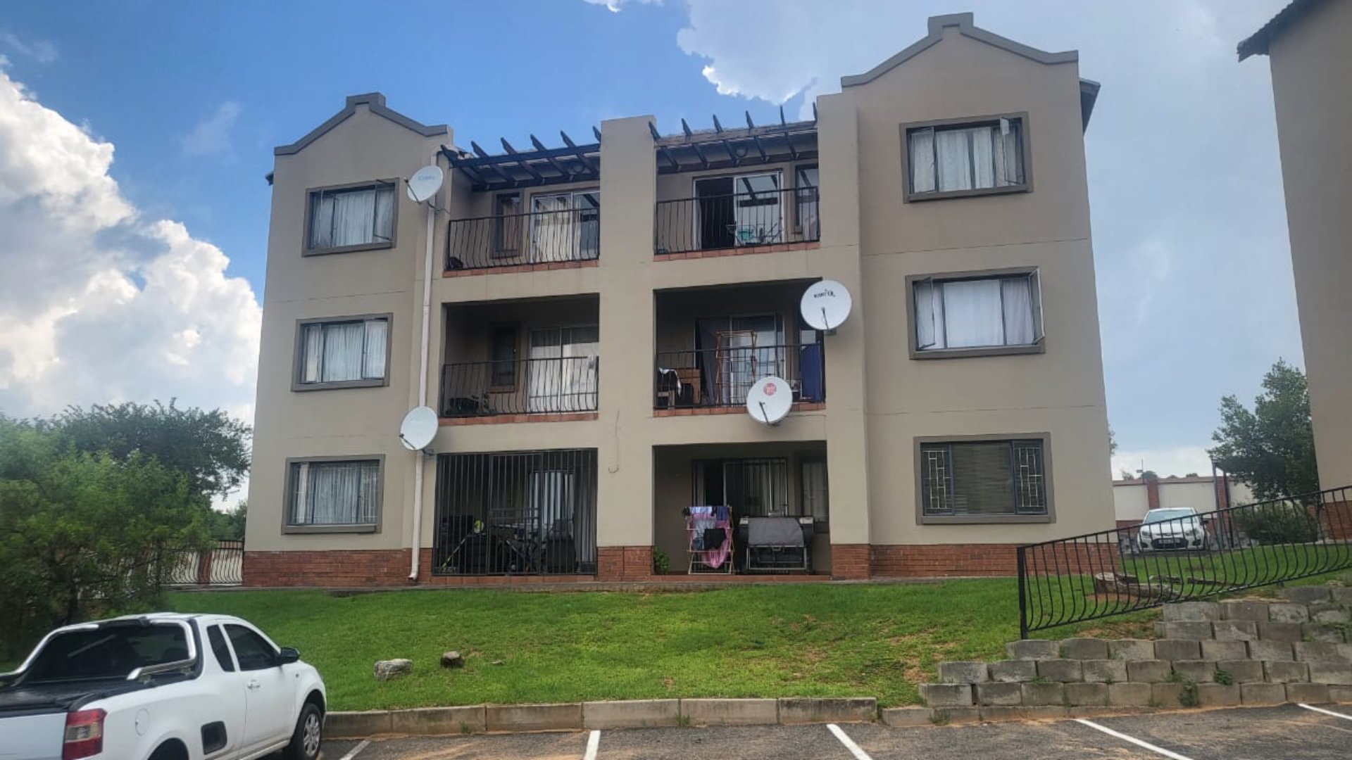 2 Bedroom Property for Sale in Bloubosrand Gauteng