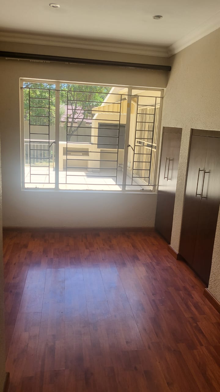 To Let 4 Bedroom Property for Rent in Witkoppen Gauteng