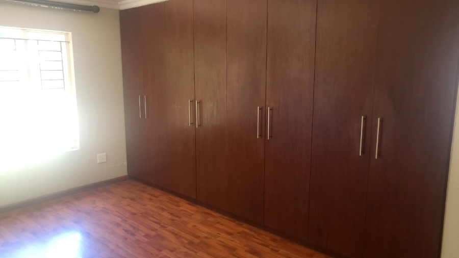 To Let 4 Bedroom Property for Rent in Witkoppen Gauteng