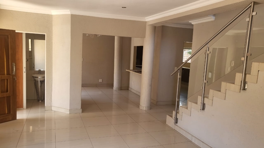 To Let 4 Bedroom Property for Rent in Witkoppen Gauteng