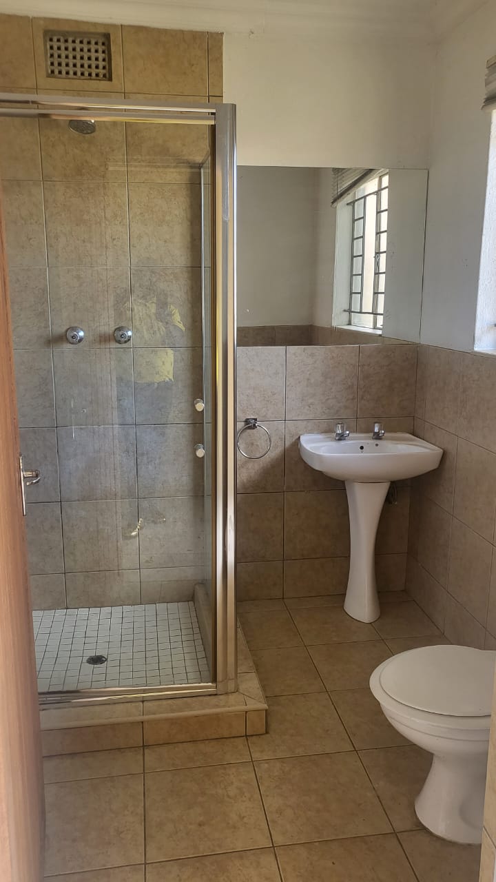 To Let 4 Bedroom Property for Rent in Witkoppen Gauteng