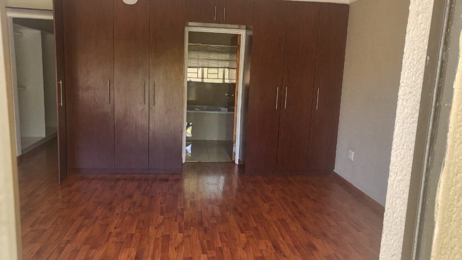 To Let 4 Bedroom Property for Rent in Witkoppen Gauteng