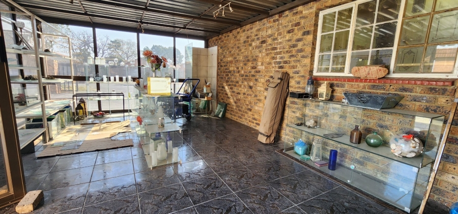 Commercial Property for Sale in Mayberry Park Gauteng