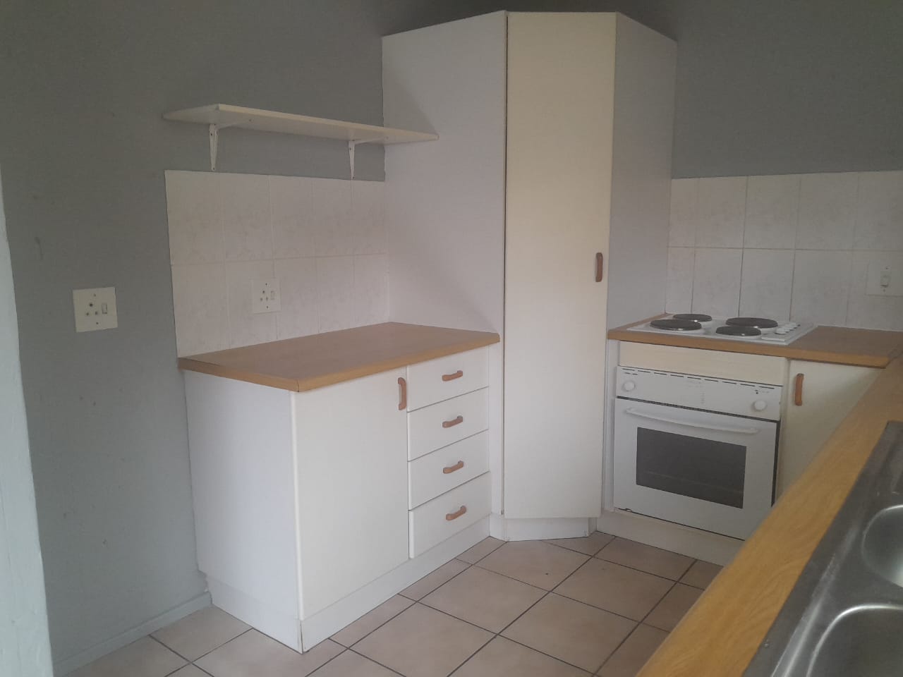 To Let 2 Bedroom Property for Rent in Radiokop Gauteng