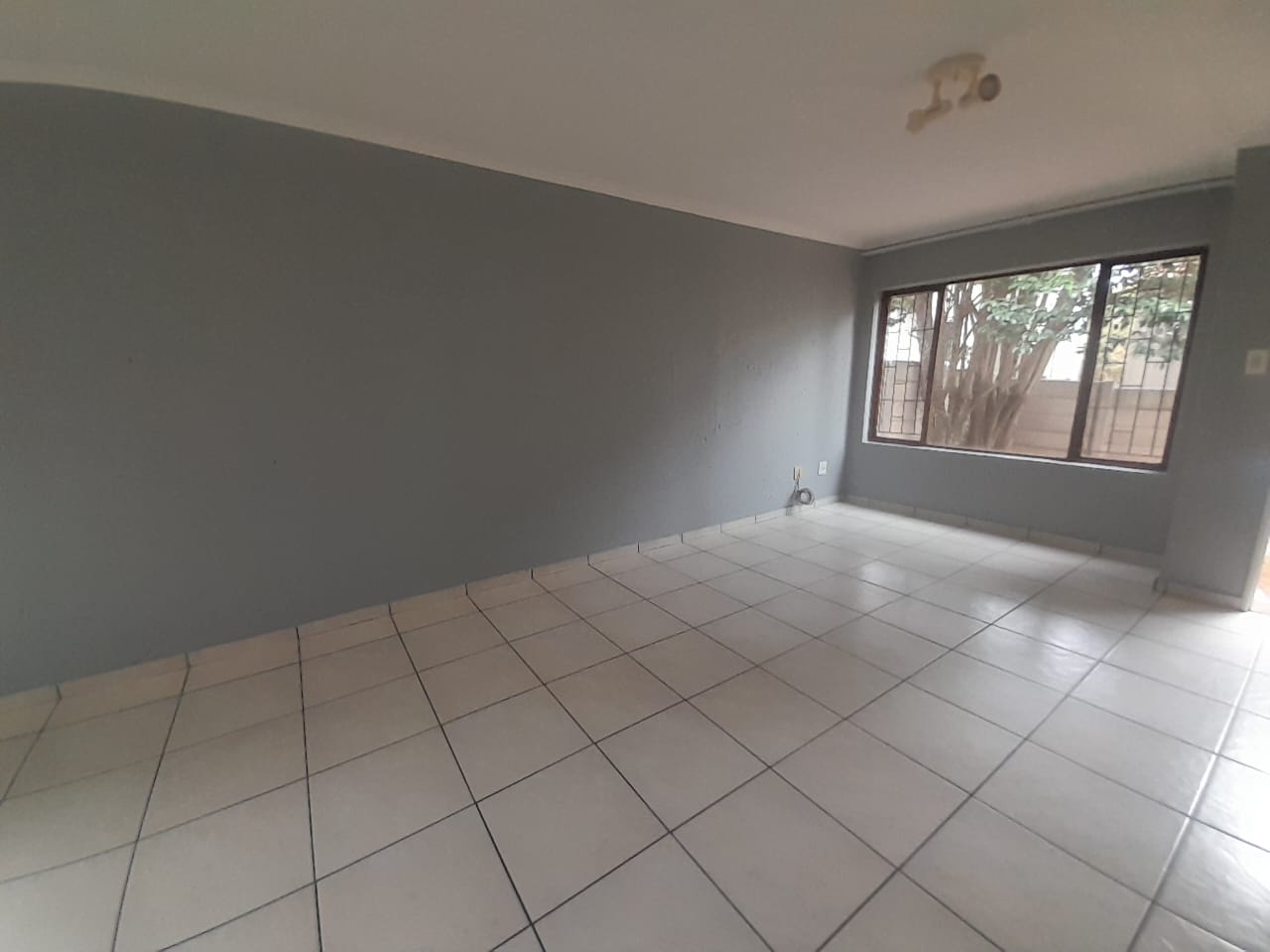 To Let 2 Bedroom Property for Rent in Radiokop Gauteng