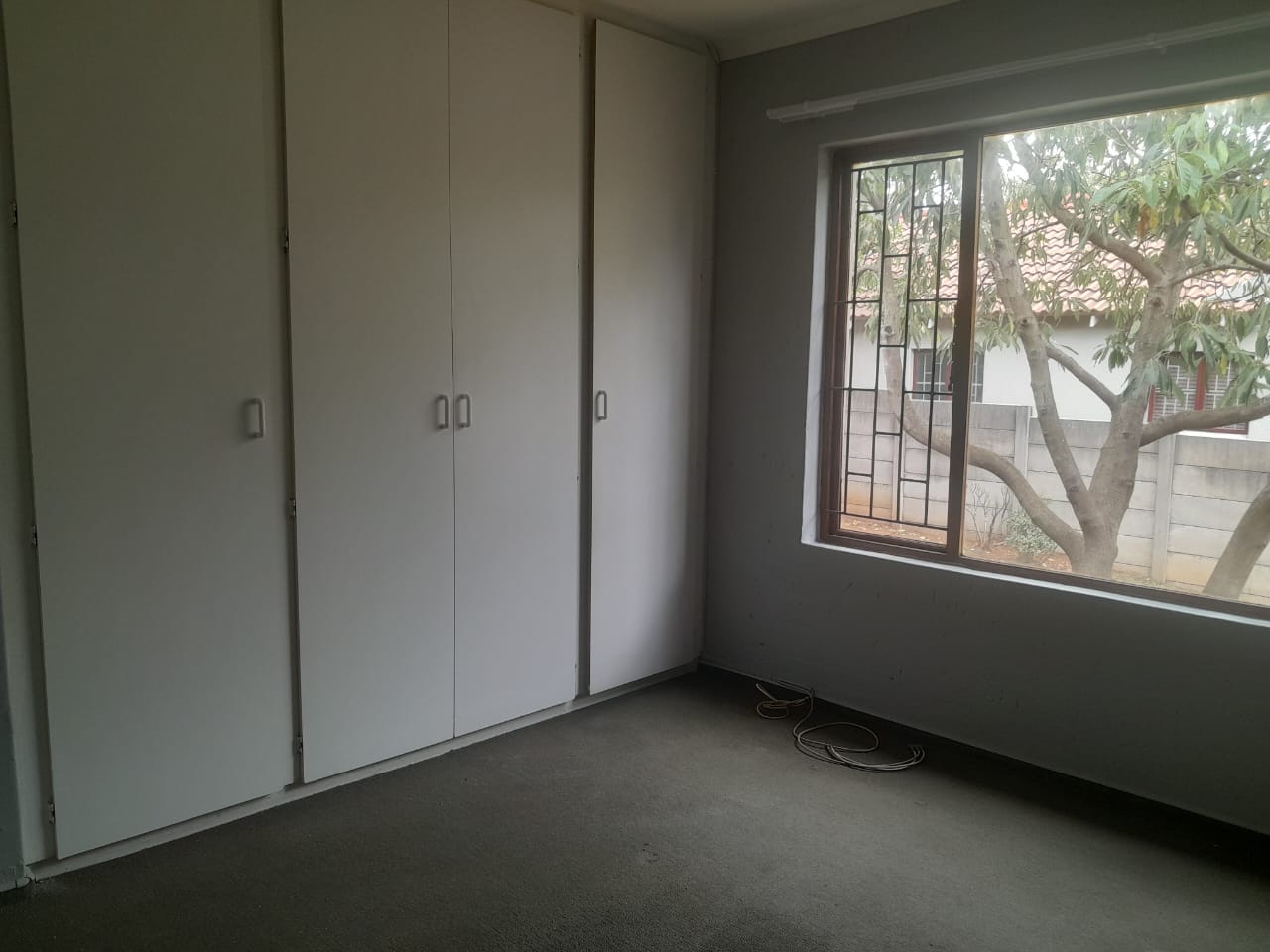 To Let 2 Bedroom Property for Rent in Radiokop Gauteng